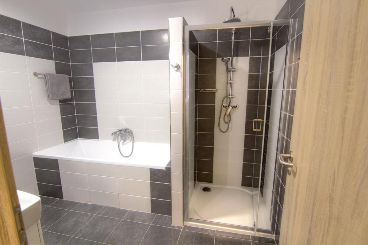 Zim-Let Lipno Apartment Frymburk Ngoại thất bức ảnh