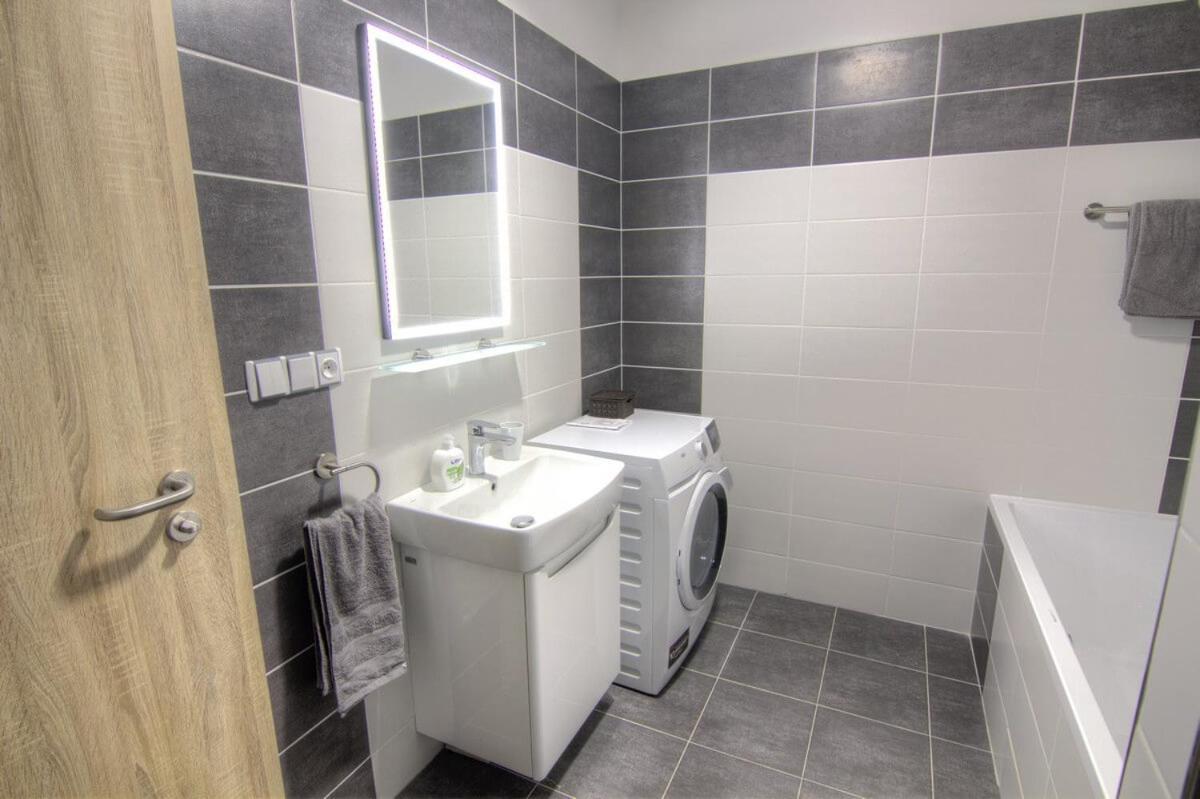 Zim-Let Lipno Apartment Frymburk Ngoại thất bức ảnh